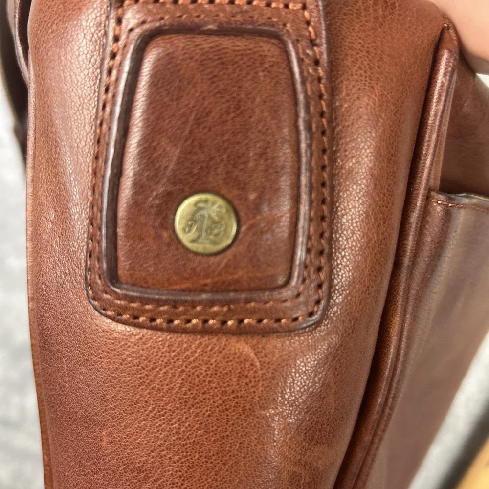 Tommy Bahama Leather Laptop Messenger Bag Cross-body Brown Pebbled Heavy
